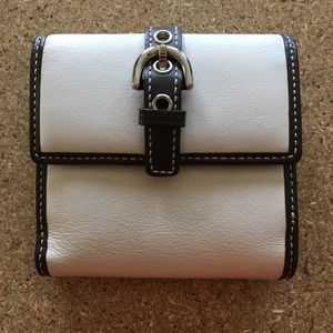 Authentic and Classic Small Coach Wallet